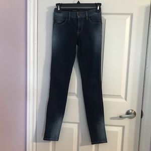 Size 23 Guess Low Rise Curve X Skinny Jeans